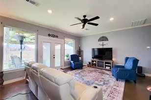 201 Chatham, Bellville, TX 77418 - Photo 16