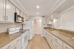 1687 W Sam Houston Pkwy S, Houston, TX 77042 - Photo 20