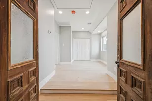 143 Bora Bora Dr, Tiki Island, TX 77554 - Photo 18