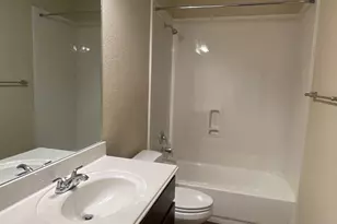 8017 Charlesmont St, Houston, TX 77078 - Photo 14