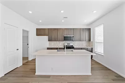 2847 Icarus Drive, Fresno, TX 77545 - Photo 10