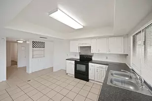 15822 Danford Dr, Houston, TX 77053 - Photo 14
