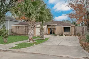 2006 Waterelm Dr, Houston, TX 77084 - Photo 2