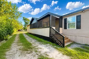 13013 Gladden Dr, Houston, TX 77049 - Photo 14