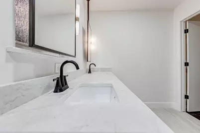 9219 Timberside Drive, Houston, TX 77025 - Photo 36