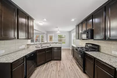 2306 Emerald Stone Court, Pearland, TX 77581 - Photo 4
