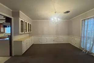 307 S Market St, Louise, TX 77455 - Photo 10