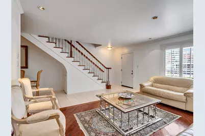 2121 Fountain View Drive #H1, Houston, TX 77057 - Photo 2