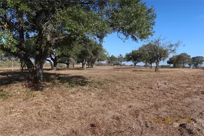566 County Road 430, Hallettsville, TX 77964 - Photo 8