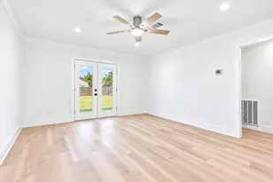 3914 Beran Dr, Houston, TX 77045 - Photo 12