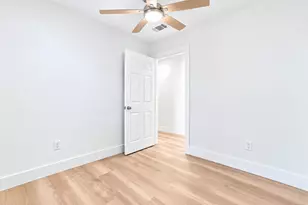 3914 Beran Dr, Houston, TX 77045 - Photo 26
