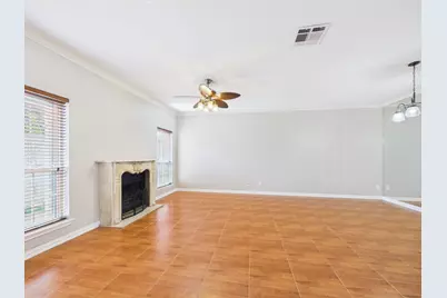 4001 Tanglewilde Street #709, Houston, TX 77063 - Photo 2
