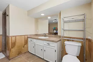 375 Ling, Bayou Vista, TX 77563 - Photo 20