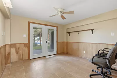 375 Ling, Bayou Vista, TX 77563 - Photo 18