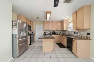 2235 Heatherwood Dr, Missouri City, TX 77489 - Photo 18