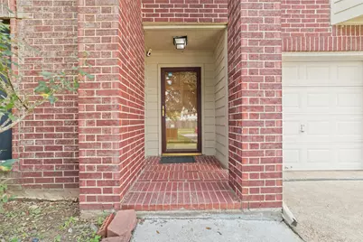 2235 Heatherwood Drive, Missouri City, TX 77489 - Photo 4