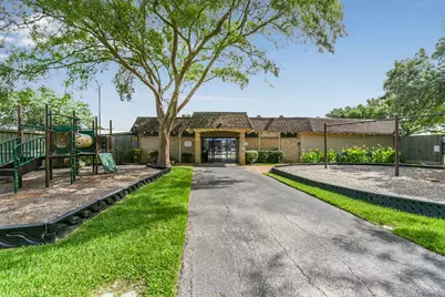 12807 Westleigh Drive, Houston, TX 77077 - Photo 42