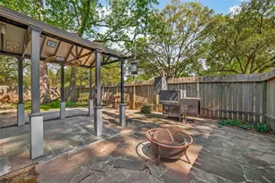 2239 Parkdale Dr, Houston, TX 77339 - Photo 40