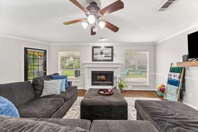 2230 Saint James Place, Pearland, TX 77581 - Photo 12