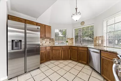 2230 Saint James Place, Pearland, TX 77581 - Photo 8