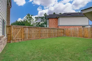 13803 Purplemartin St, Houston, TX 77083 - Photo 34