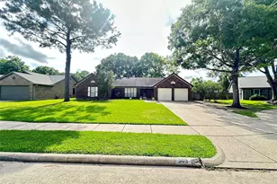 303 Desert Willow Ct, League City, TX 77573 - Photo 22