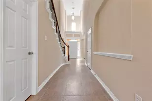 9227 Hummingbird Ln, Missouri City, TX 77459 - Photo 4