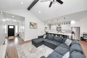 118 Nelson Rd, Anahuac, TX 77514 - Photo 6