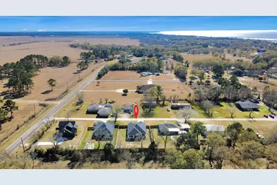 118 Nelson Road, Anahuac, TX 77514 - Photo 4