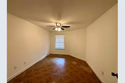 8287 Creekbend Drive #8287, Houston, TX 77071 - Photo 4