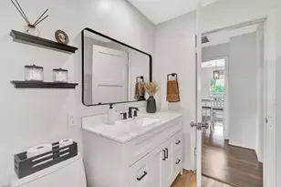 7714 Helmers St, Houston, TX 77022 - Photo 30