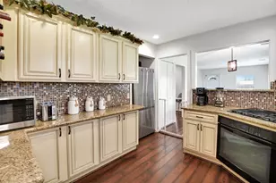 7714 Helmers St, Houston, TX 77022 - Photo 20