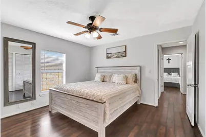 7714 Helmers Street, Houston, TX 77022 - Photo 24
