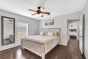 7714 Helmers St, Houston, TX 77022 - Photo 24