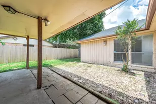 1922 Arcadia Dr, Sugar Land, TX 77498 - Photo 28