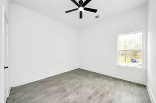 7412 Carver Rd, Houston, TX 77088 - Photo 18