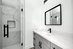 7412 Carver Rd, Houston, TX 77088 - Photo 14