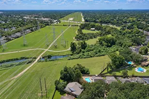 2131 Creekshire Dr, Sugar Land, TX 77478 - Photo 38