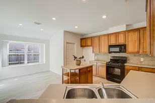 2030 Creek Shore Ln, Pearland, TX 77581 - Photo 16