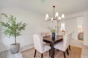 2030 Creek Shore Ln, Pearland, TX 77581 - Photo 6