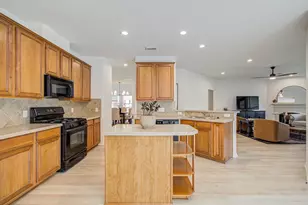 2030 Creek Shore Ln, Pearland, TX 77581 - Photo 14