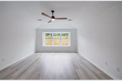 2030 Creek Shore Lane, Pearland, TX 77581 - Photo 20