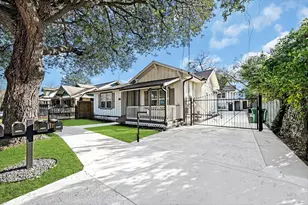 311 Clifton St, Houston, TX 77011 - Photo 1