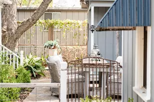 104 W Bell St, Fayetteville, TX 78940 - Photo 20