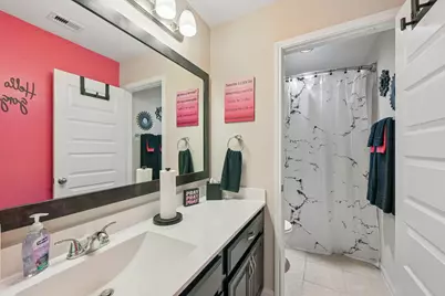 17105 Stillhouse Lake Court, Houston, TX 77044 - Photo 30