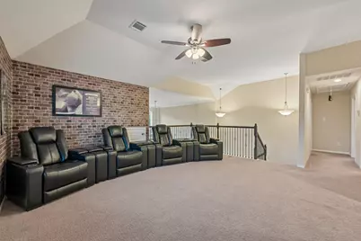 17105 Stillhouse Lake Court, Houston, TX 77044 - Photo 32