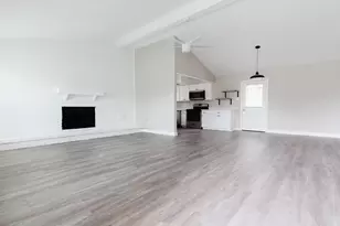 3402 Pecan Grove Dr, Baytown, TX 77521 - Photo 2