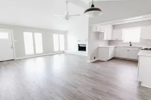 3402 Pecan Grove Dr, Baytown, TX 77521 - Photo 4