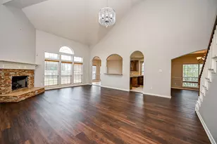 8135 Cove Timbers Ln, Tomball, TX 77375 - Photo 4