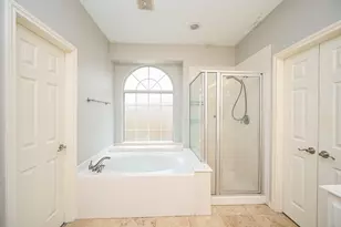 8135 Cove Timbers Ln, Tomball, TX 77375 - Photo 18